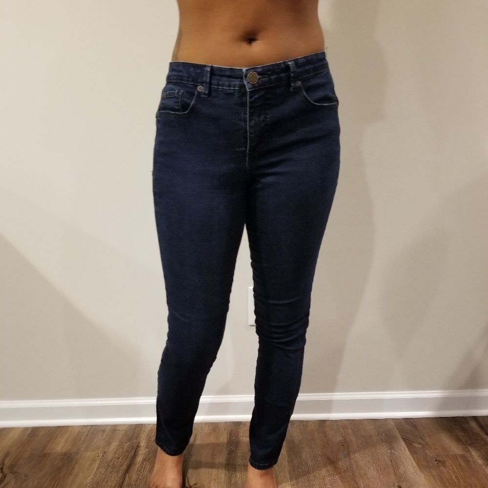 Women's Calvin Klein Skinny Leg Mid-Rise Jeans